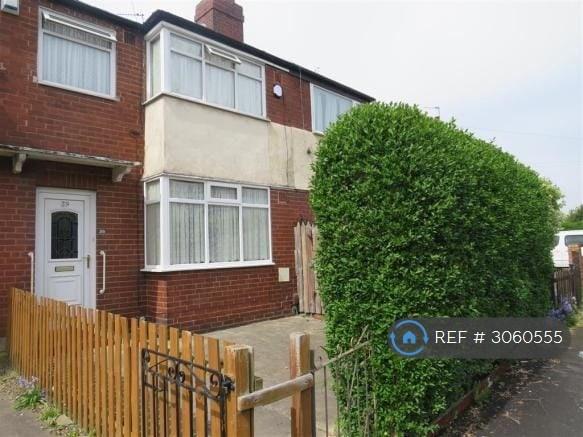 2 bedroom house in Park View Avenue, Leeds, LS4 (2 bed) (#3060555)