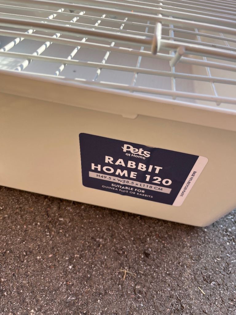 Indoor rabbit/ guinea pig cage 