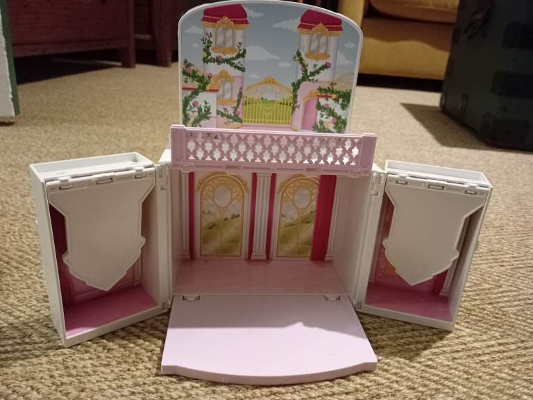 Playmobil fold up castle 