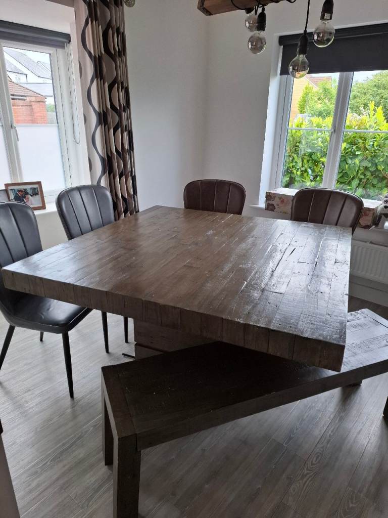 Dining table, bench sear and chairs 