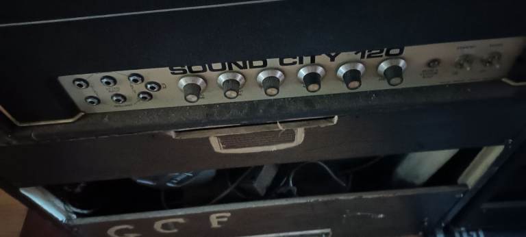 Amplifier for sale