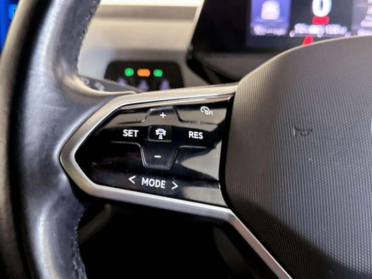 2021 Volkswagen ID.3 Pro Performance 58kWh Family Hatchback 5dr Electric Auto (204 ps) Automatic ...