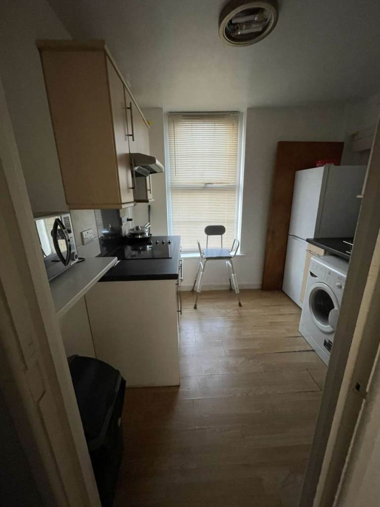 One-bedroom flat to let near Maidstone town centre