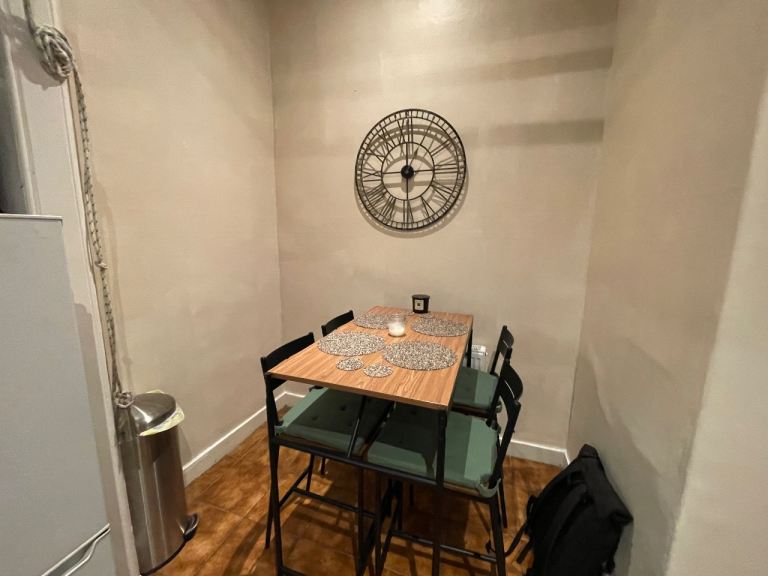 IKEA Haverud / Sandsberg Table and 4 Stools