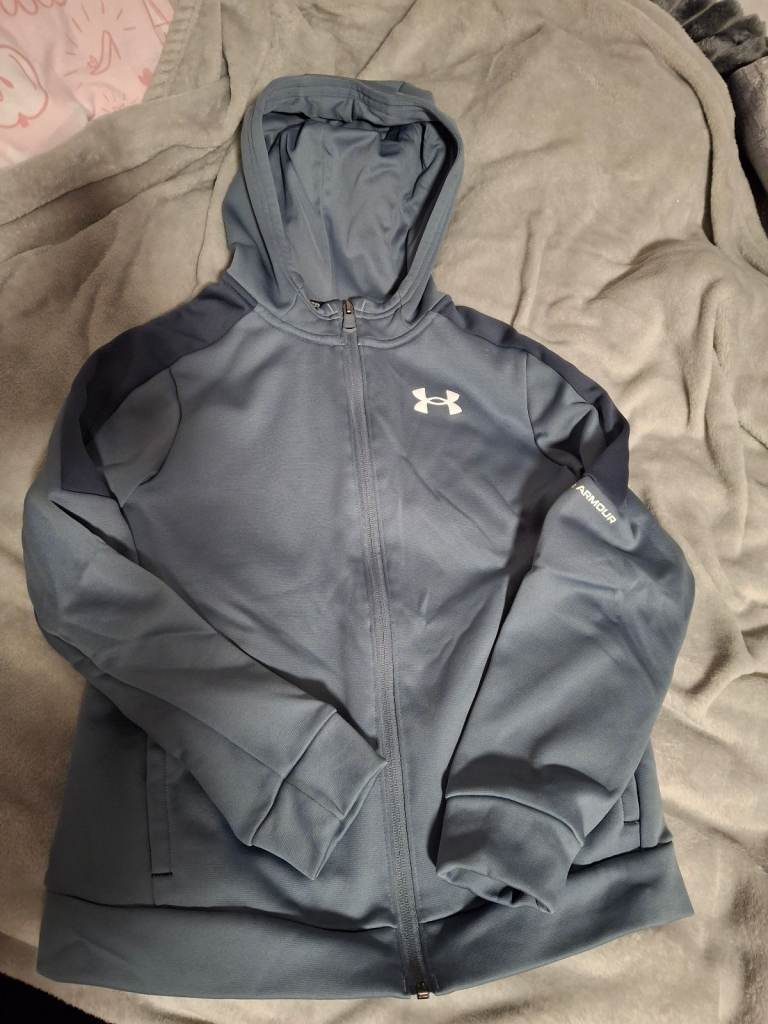 Boys Under Armour grey tracksuit top size medium