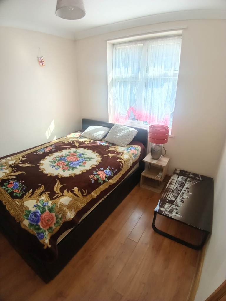 Single room for rent