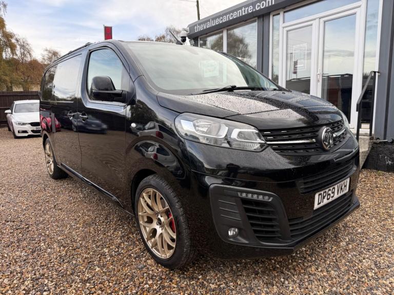2019 Vauxhall Vivaro 2700 1.5d 100PS Sportive H1 Van PANEL VAN DIESEL Manual