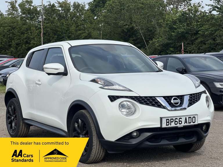 2017 Nissan Juke 1.2 DIG-T Tekna Euro 6 (s/s) 5dr HATCHBACK Petrol Manual