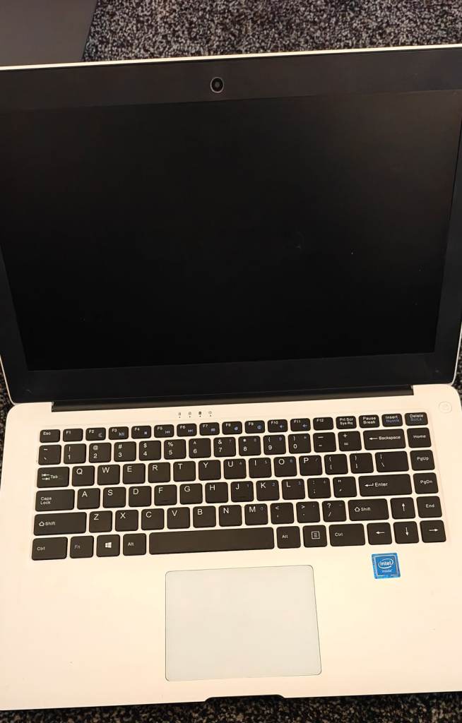 Tbao Laptop - White, Good Condition