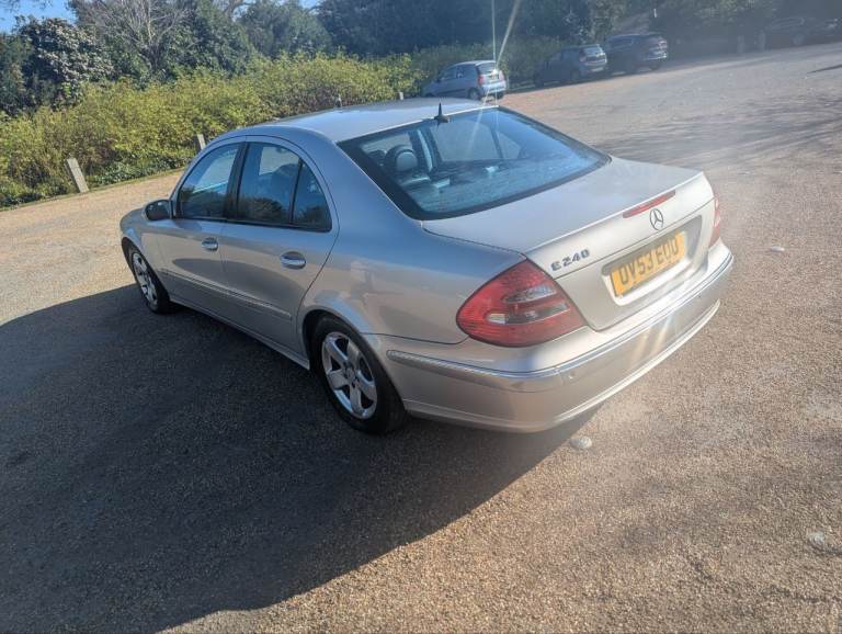 2003 (53) Mercedes-Benz E240 Avantgarde Saloon – 2.6 V6 Petrol Automatic