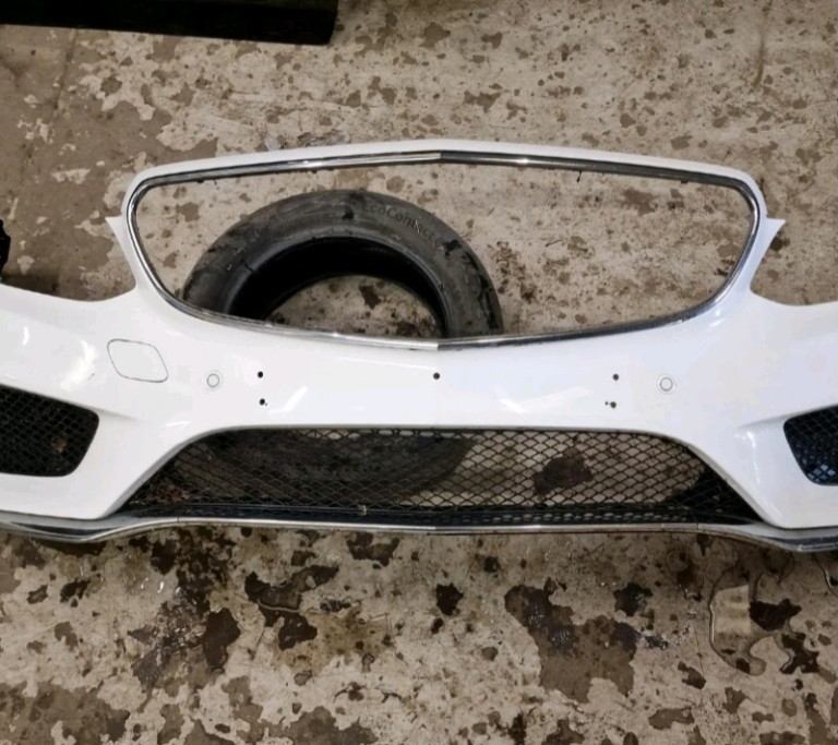 MERCEDES E CLASS - W212/ S212 - AMG - FRONT BUMPER - COMPLETE