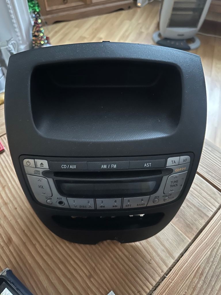 image for Toyota Aygo Radio Cassette Player 2007