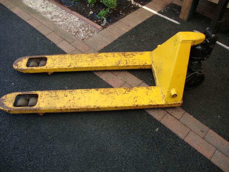 Pallet Truck (trade in)