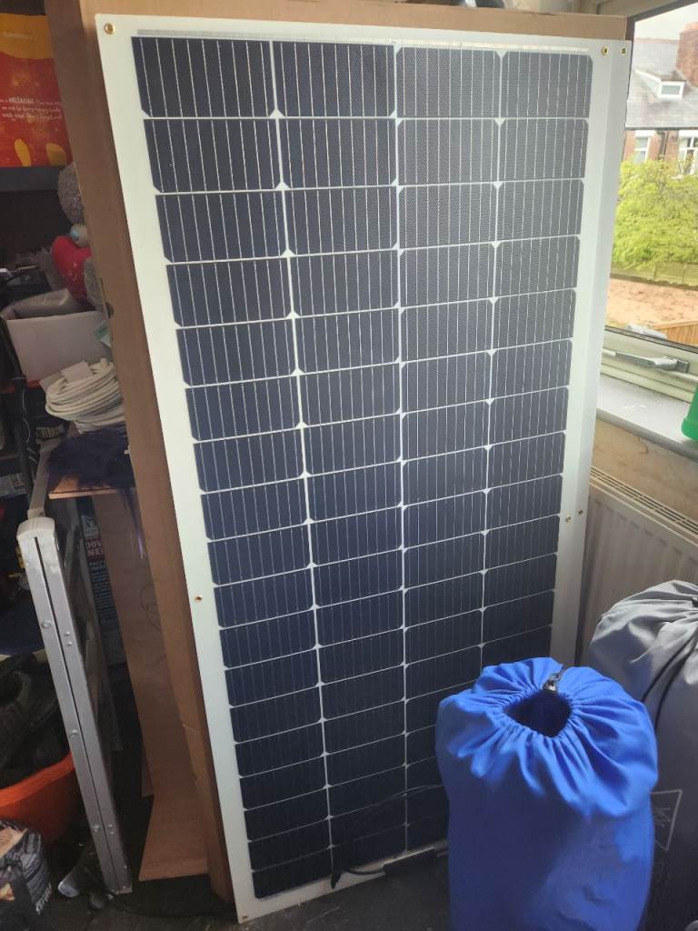 Renogy 200w Flexi Solar Panels Brand New never used