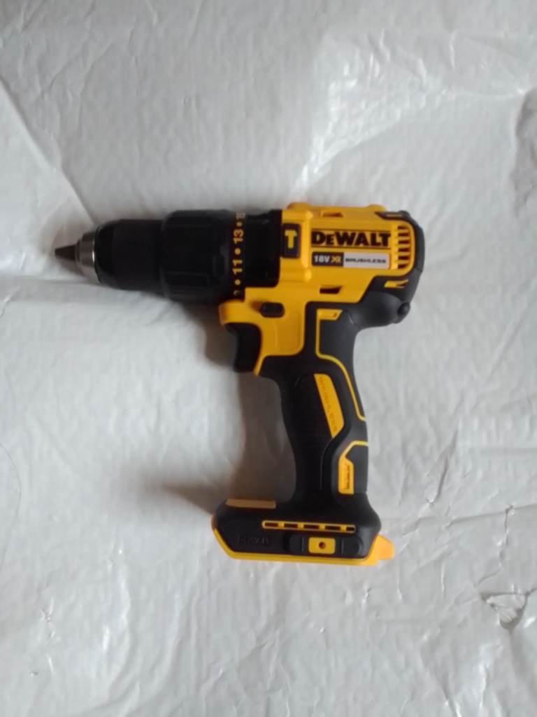 DEWALT DRILL DCD778 BODY ONLY 