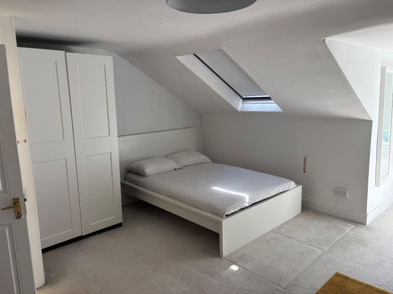 Large Room to Rent