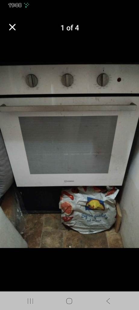 Indesit under counter cooker