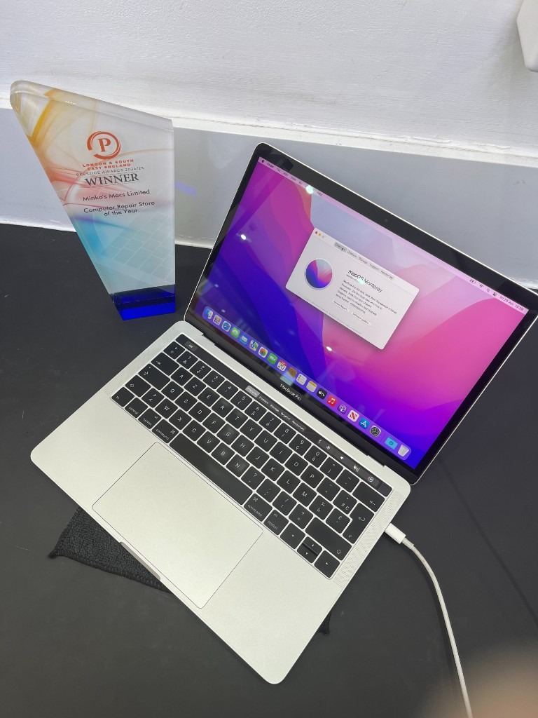 Apple MacBook Pro 13.3 inch Core i5 2.9GHz 8GB Ram 500B SSD Adobe Suite 2022 Warranty