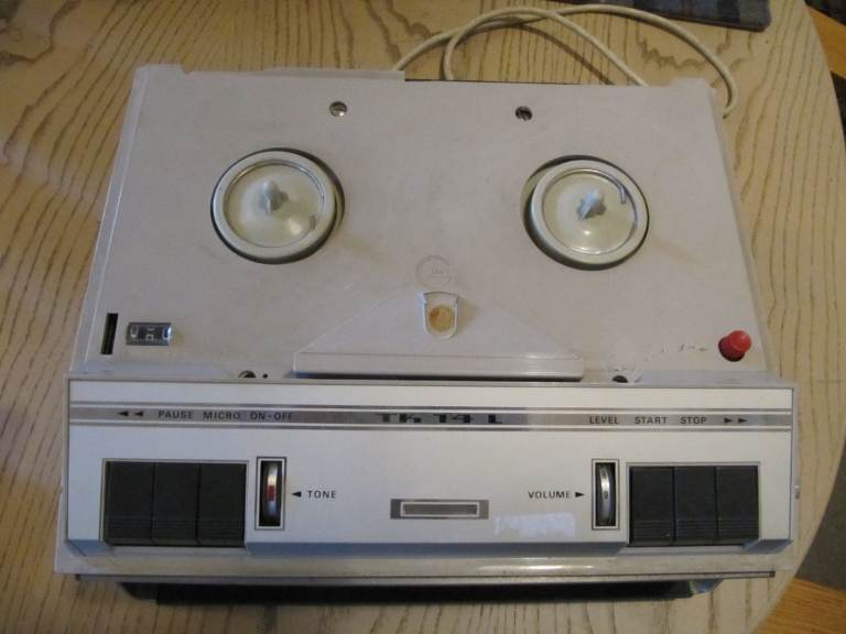 Grundig TK 74 L Reel-to-Reel Tape Player