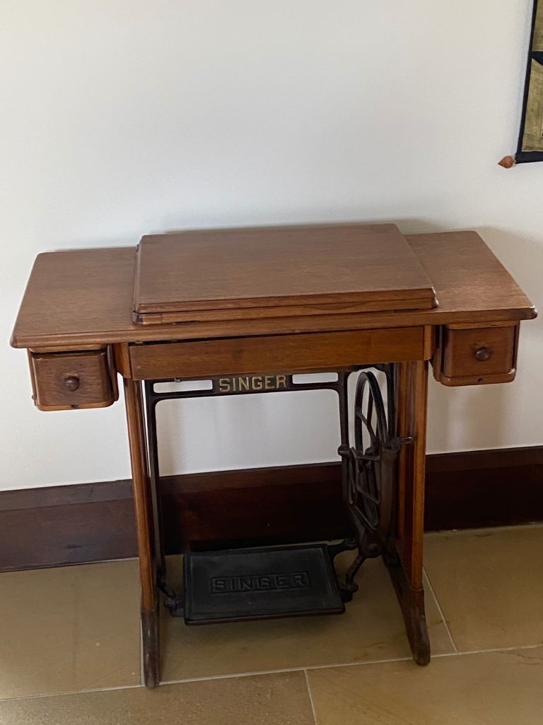 Vintage Singer Sewing Machine