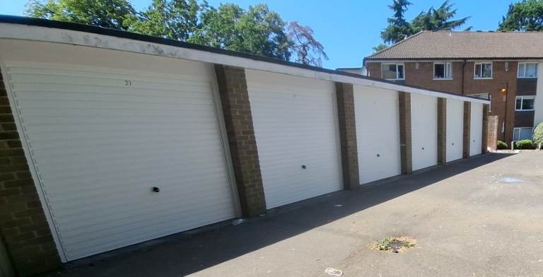 Garage/Parking/Storage to rent: Bishops Court, Radcliffe Road, Croydon CR0 5QH