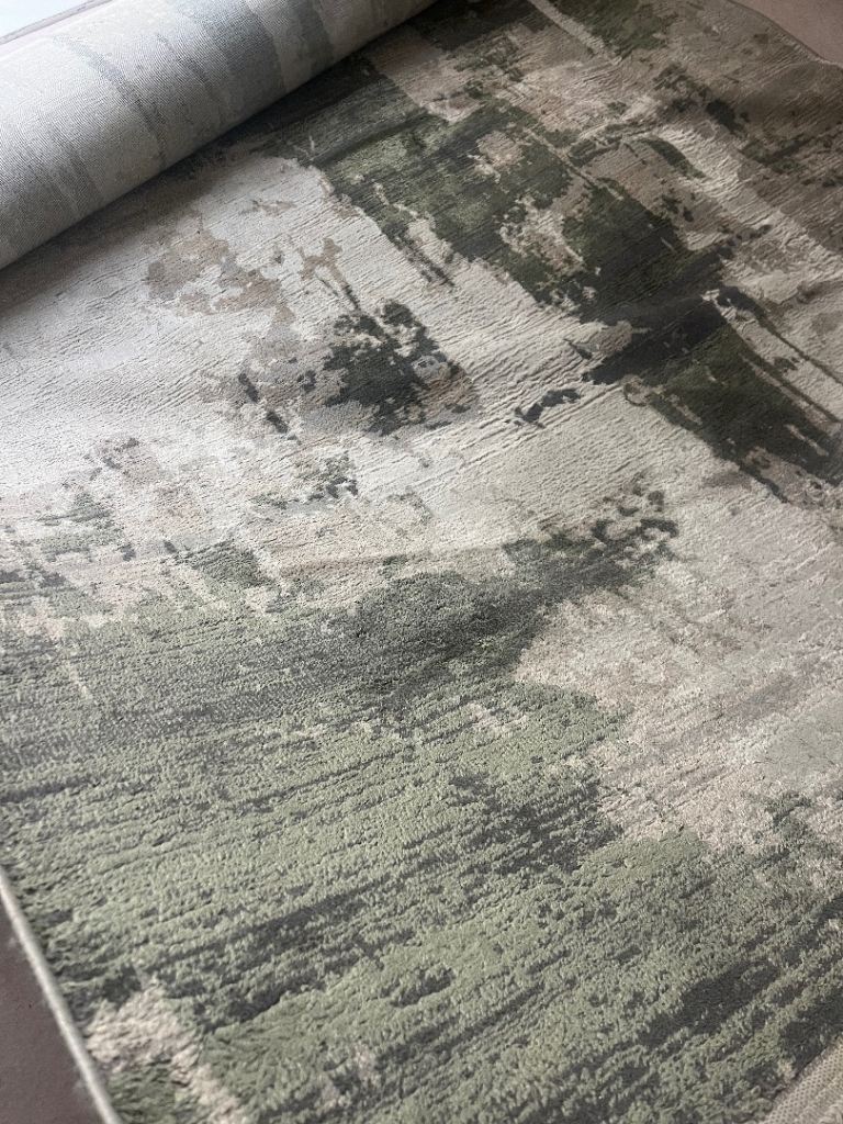 Modern Abstract Pattern Rug – Grey and Green, Good Condition