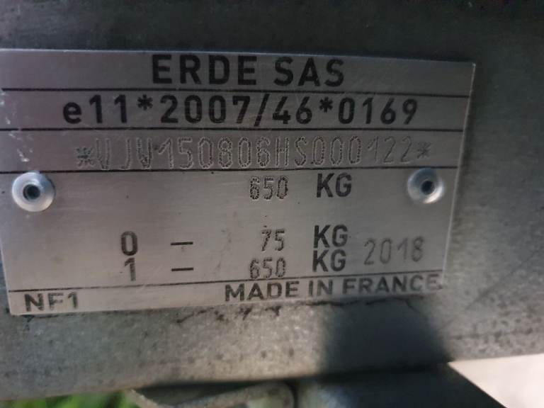 Erde First 150 Trailer with cover