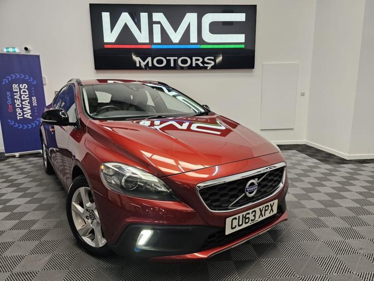 2013 Volvo V40 D2 Cross Country Lux 5dr HATCHBACK Diesel Manual