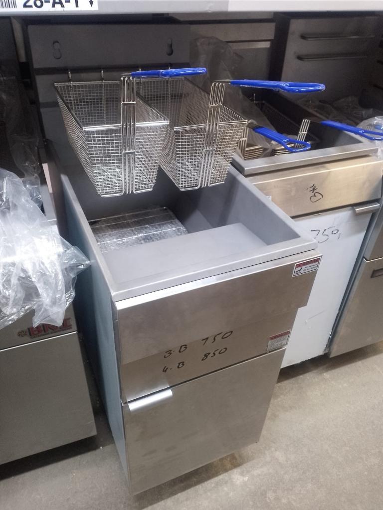 Commercial Gas Tube Fryer 20L Standing 3 Burner chip deep fryer