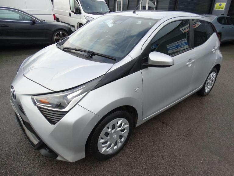 TOYOTA AYGO 1.0 VVT-i x-play Euro 6 (s/s) 5dr 2022