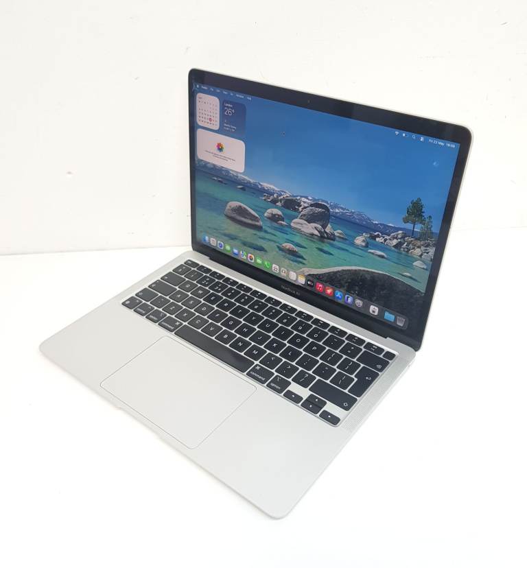 Ultra Fast Apple MacBook laptop, Apple M1 Chip, 8GB RAM, 250GB SSD, macOS Tahoe