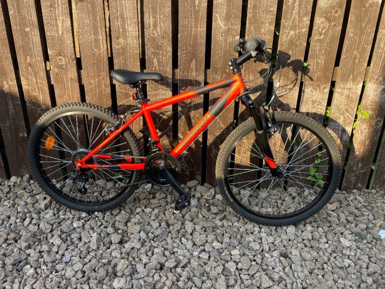 B-twin Rockrider 500 24” mountain bike LIKE NEW 