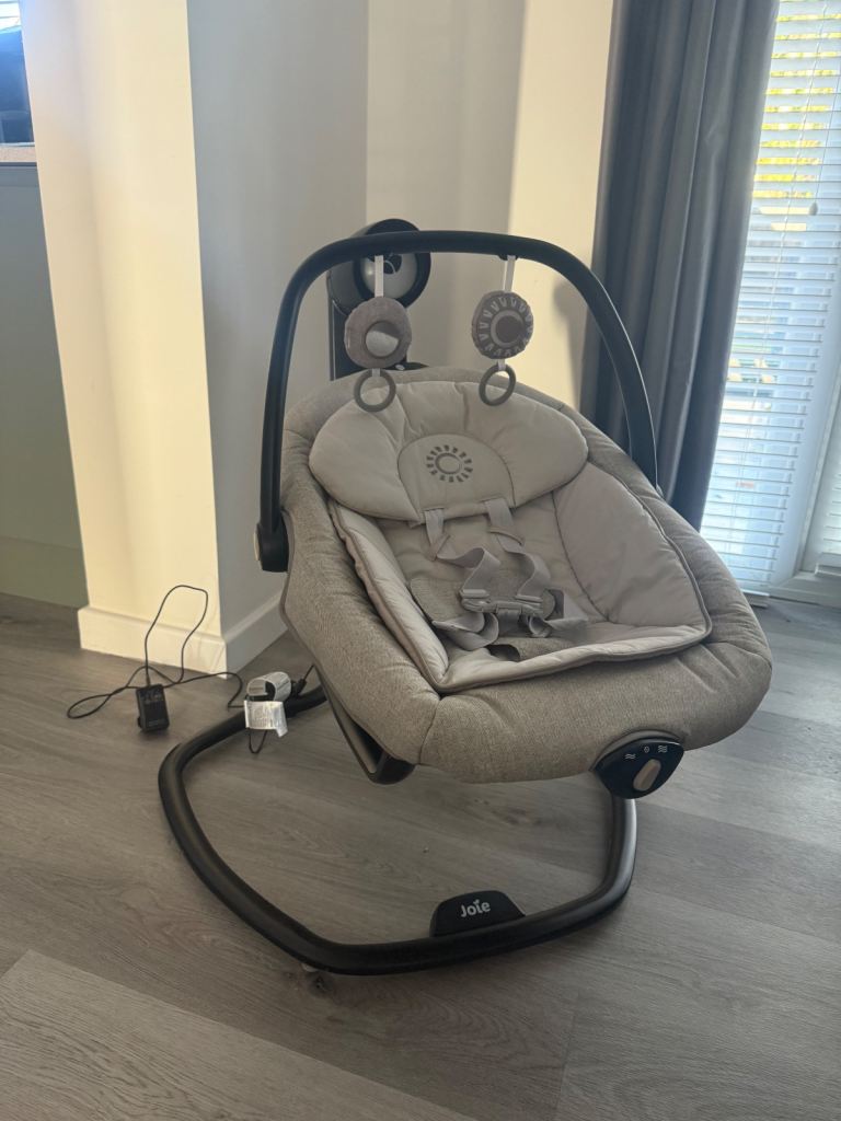 Joie serina 2 in 1 Swing & Rocker 