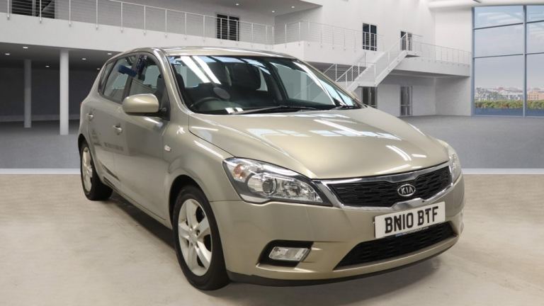 2010 Kia Ceed 1.6 2 5dr HATCHBACK Petrol Manual