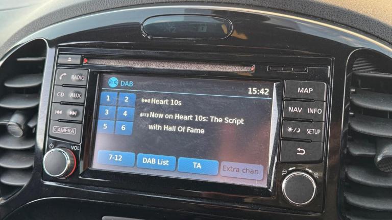 2016 Nissan Juke 1.2 DiG-T N-Connecta 5dr HATCHBACK PETROL Manual