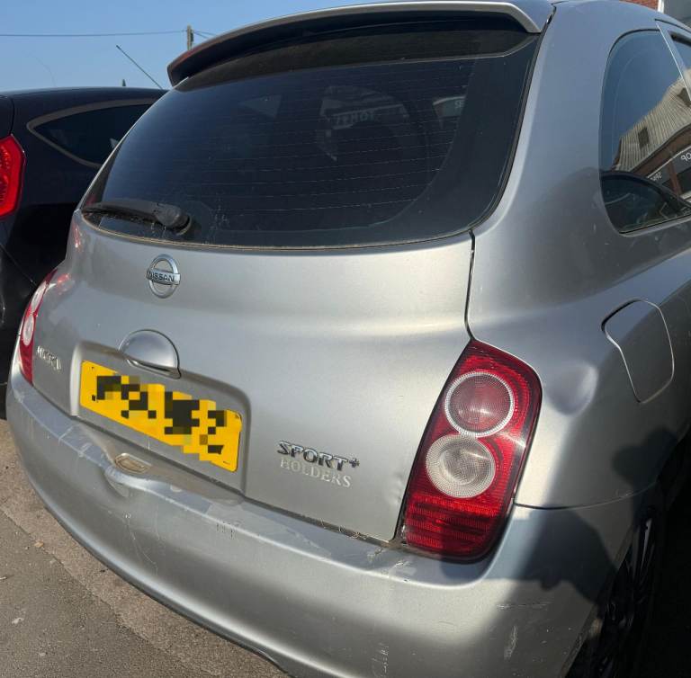 Breaking spare parts nissan micra 
