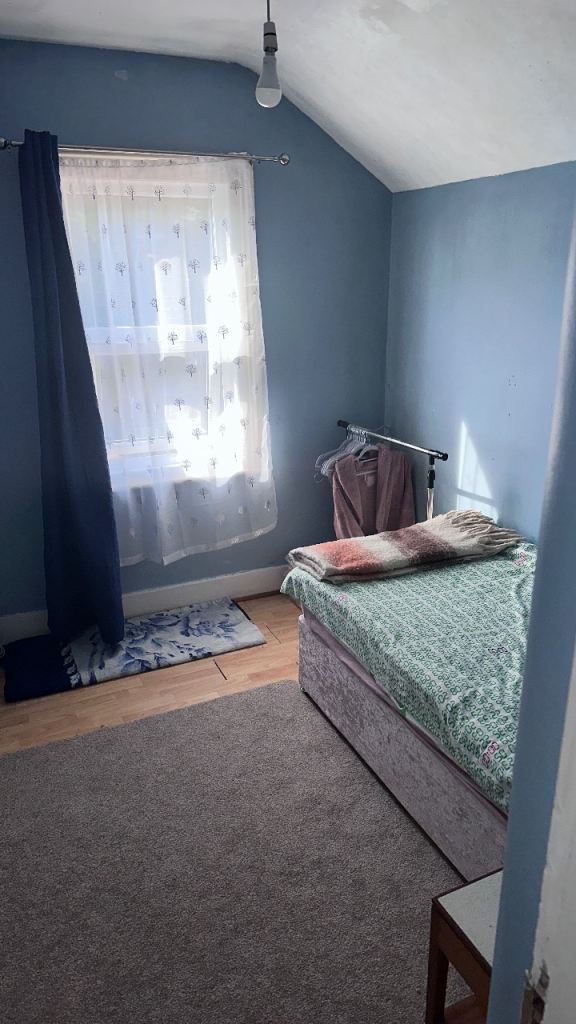 Room to rent 