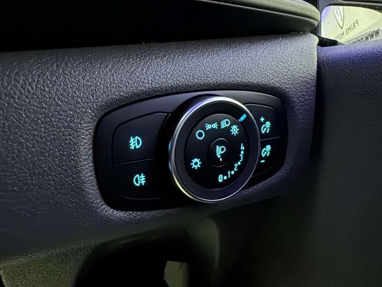 2022 Ford Transit Custom 2.0 Transit Custom 300 Limited EcoBlue 5dr Panel Van Diesel Manual