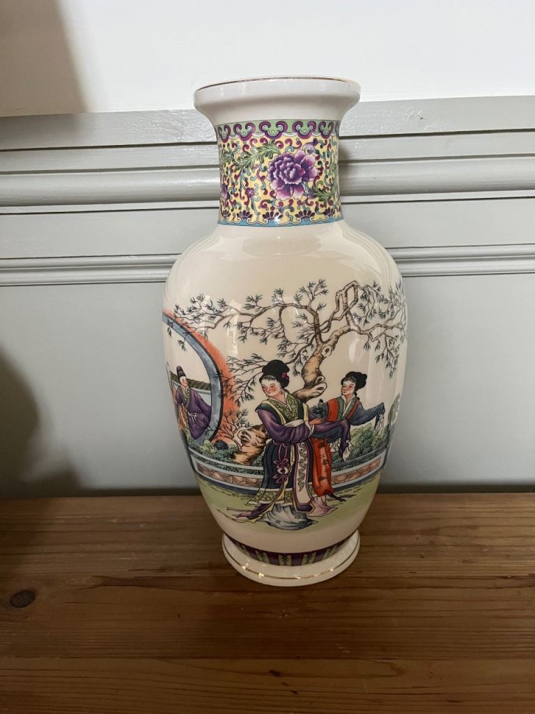 Chinese vase 