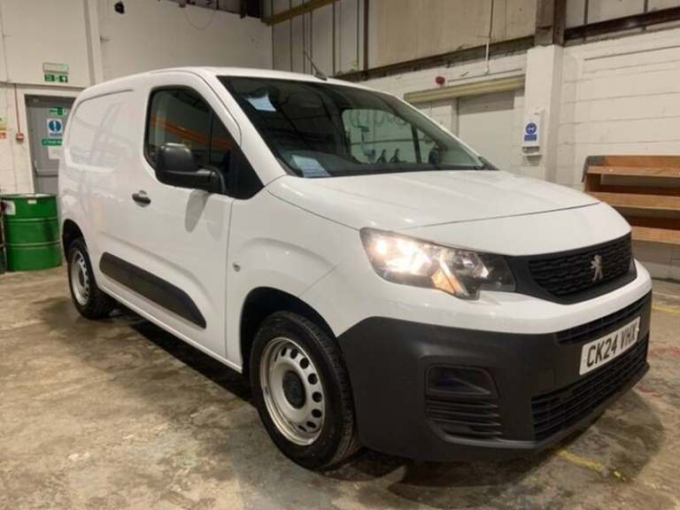 2024 Peugeot Partner 1000 1.5 BlueHDi 100 Professional Premium + Van PANEL VAN DIESEL Manual
