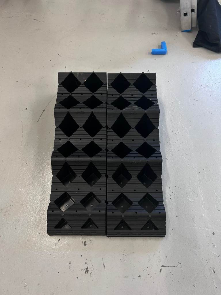 Leveling Ramps 