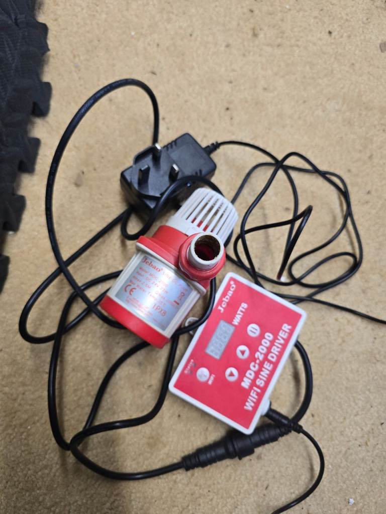 Aquarium return pump