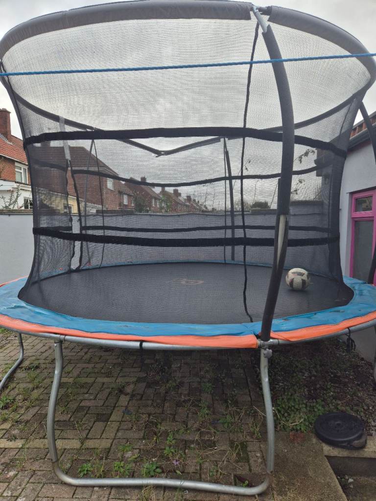 14ft trampoline