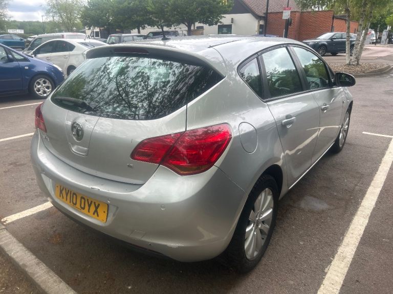 Vauxhall, ASTRA, Hatchback, 2010, Manual, 1598 (cc), 5 doors