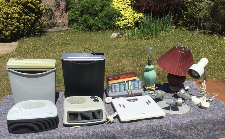 BUNDLE FOR CAR BOOT?