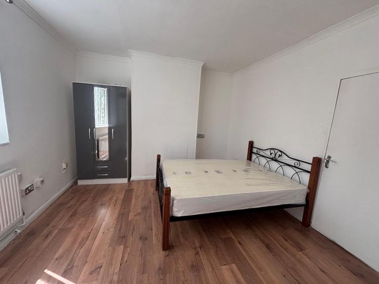 Double room to rent 