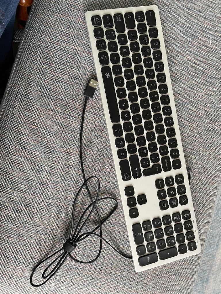 FREE Slim Metal case keyboard with backlight
