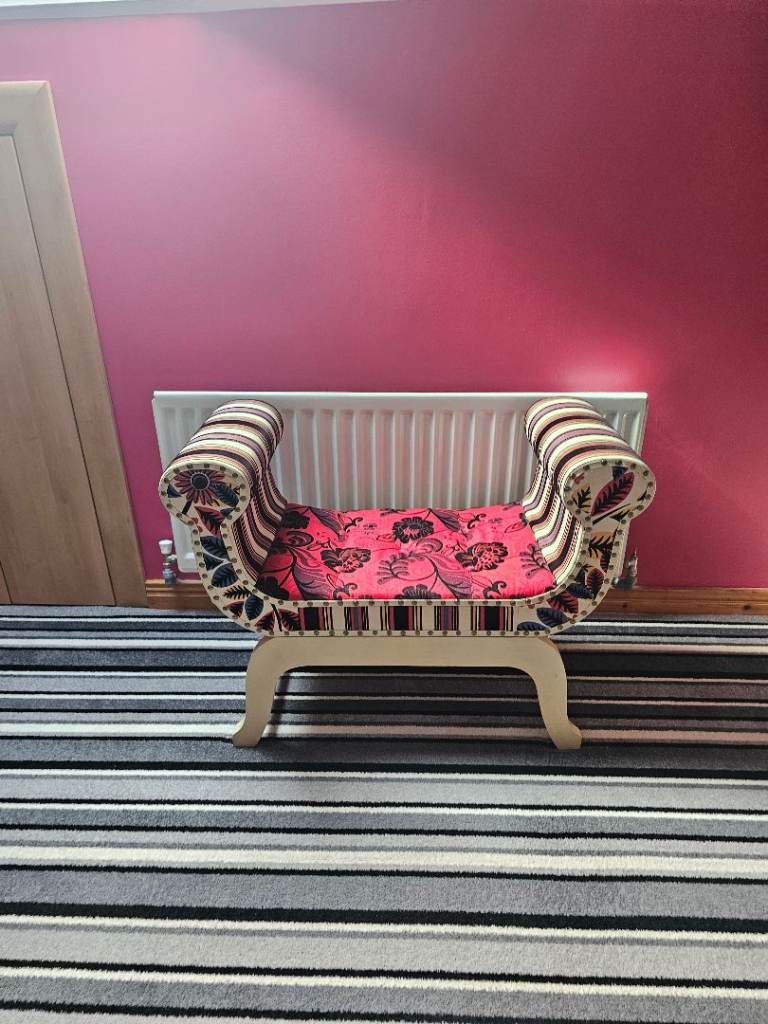 Decorative Chair for Dressing Room