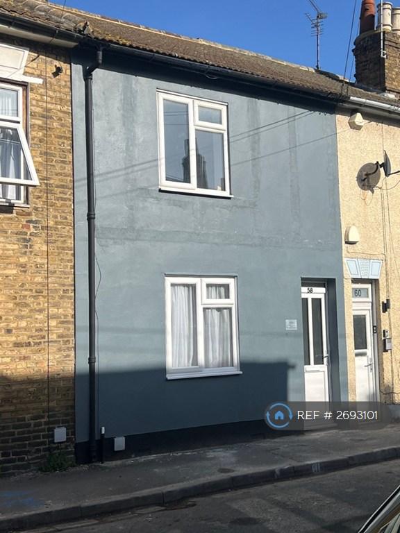 4 bedroom house in Alma St, Sheerness, ME12 (4 bed) (#2693101)