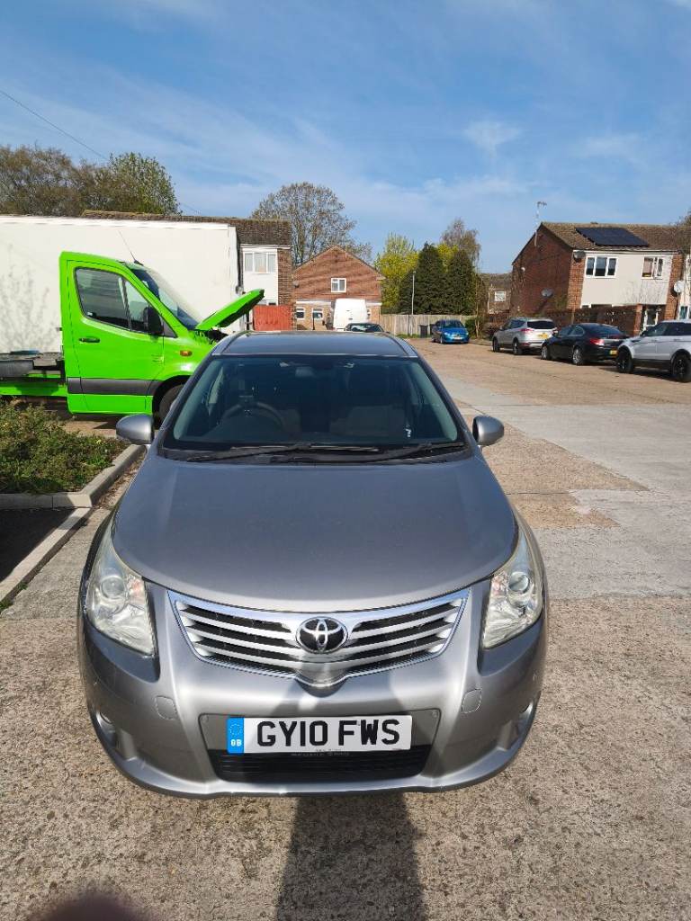 Toyota Avensis 1.8 TR CVT Estate Automatic— Fresh MOT, Just Serviced